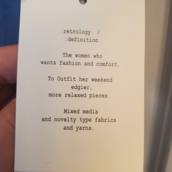 Women's Retrology Top - Sz Large - NWT - Picture 7 of 9